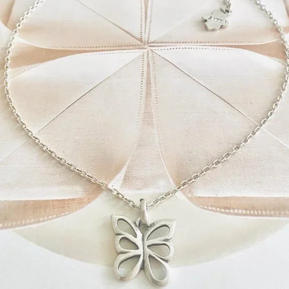 NECKLACE - Picture 3 of 5